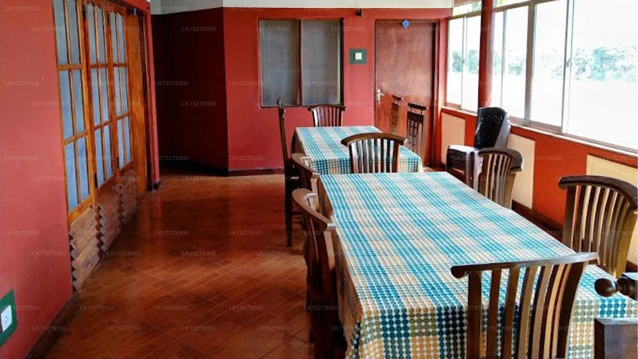 Kandyan Holiday Center, Kandy