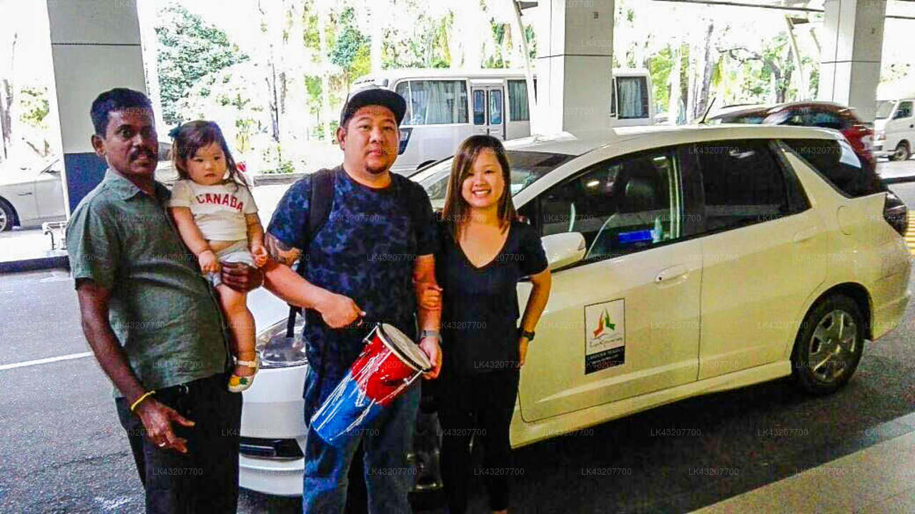 Transfer between Colombo Airport (CMB) and Ella Rock House, Ella