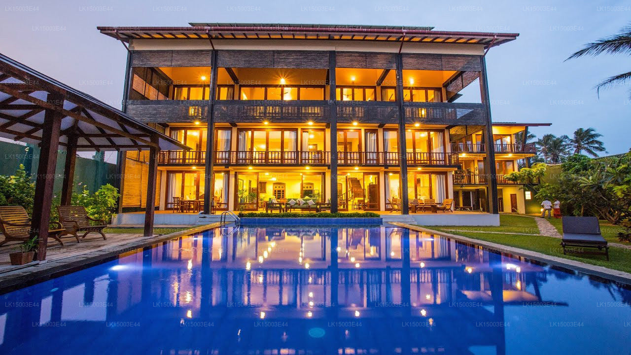 South Point Willa, Ahangama