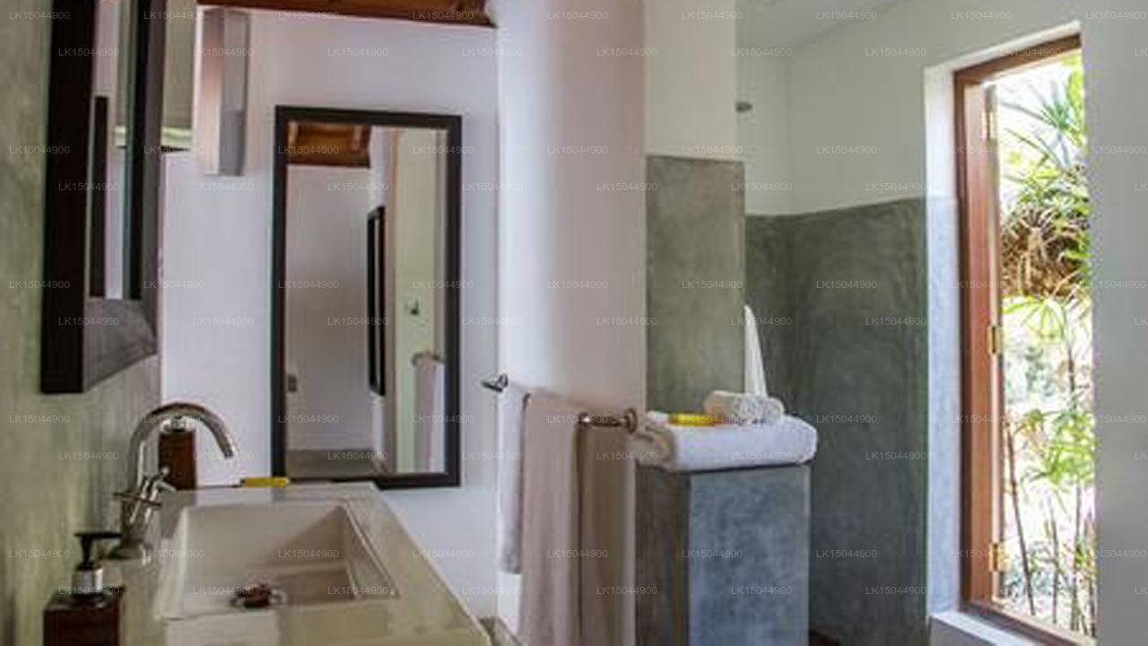 Saffrons Beach Villa, Habaraduwa