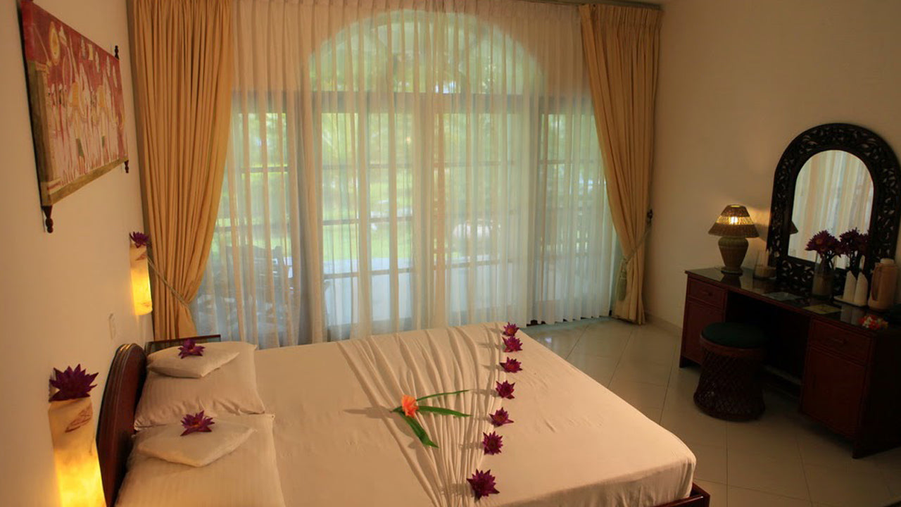 Austrian Beach Resort, Dikwella