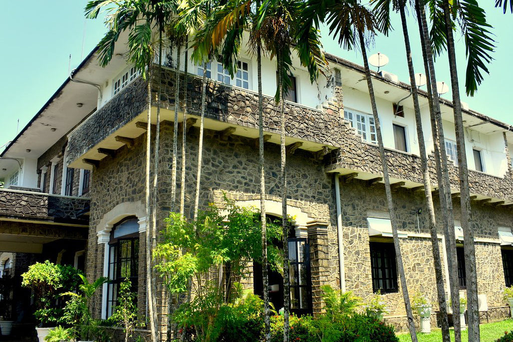 Dampe Village, Piliandala