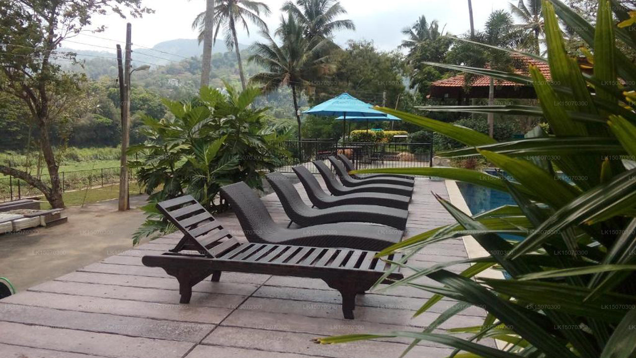 Serendip Stone Bungalow, Kandy