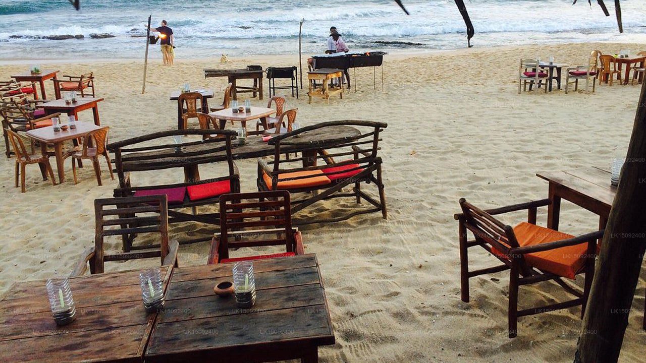 Sandy Cabanas, Tangalle