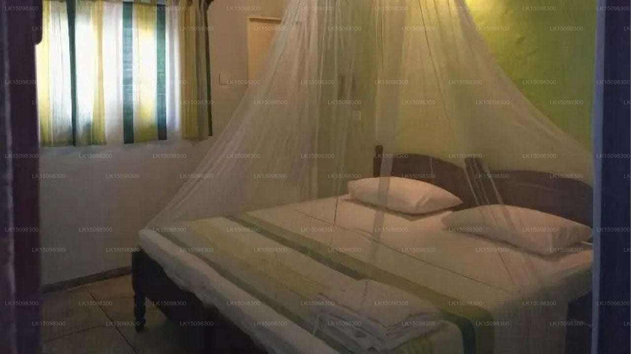 Sun Beach Hotel, Hikkaduwa