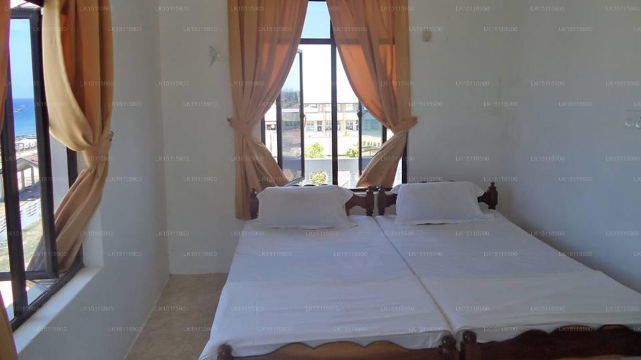 Sea Breeze Restaurant & Guest House, Batticaloa