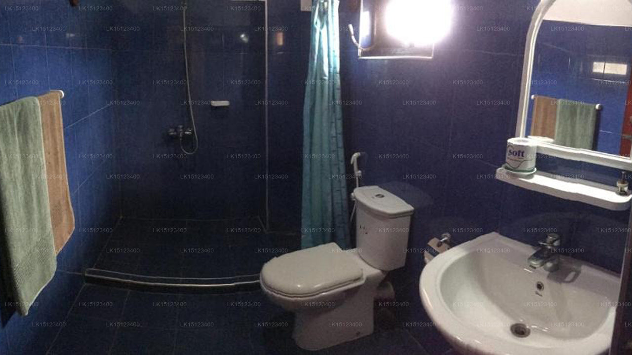 New Imperial Hotel, Hikkaduwa