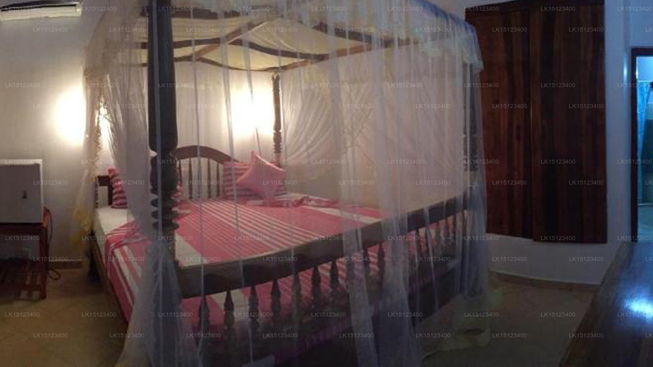 New Imperial Hotel, Hikkaduwa