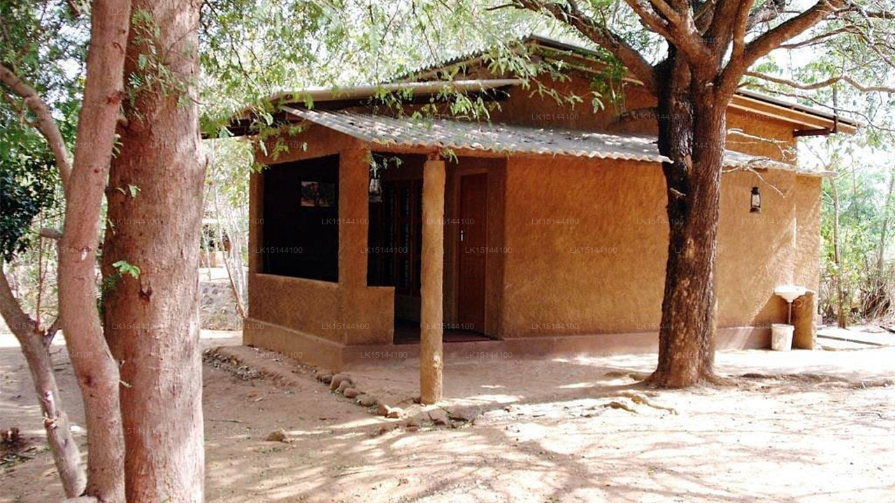 Udawalawe Safari Bungalow, Udawalawe