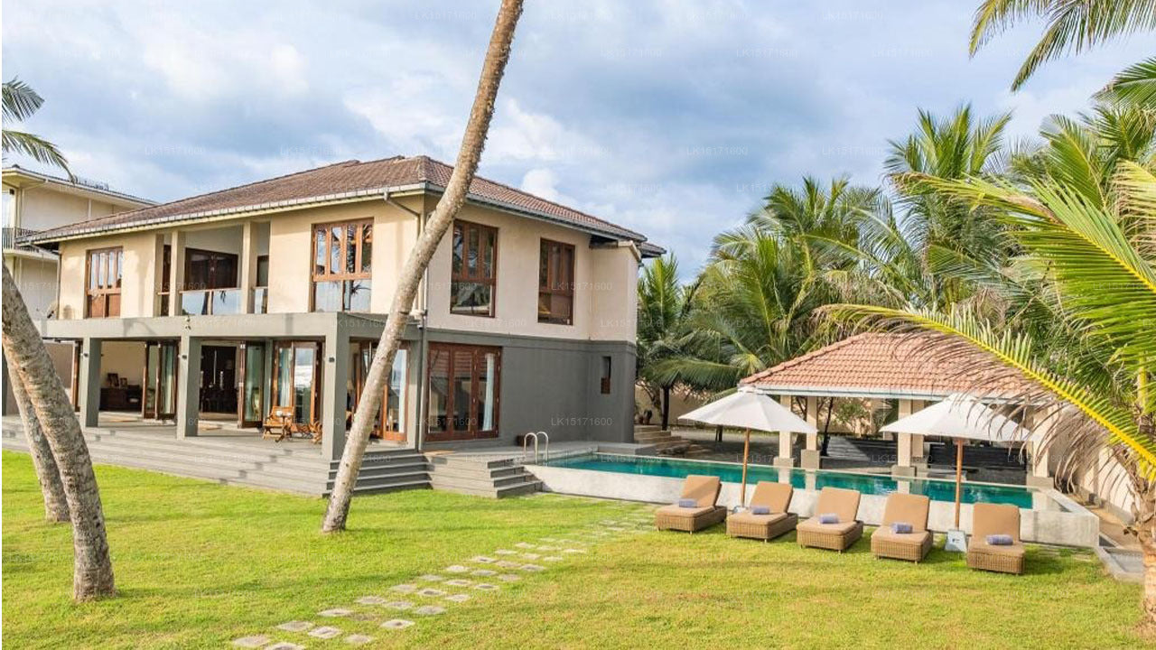Beachfront Villa, Habaraduwa