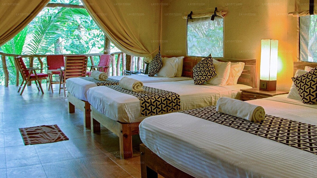 Athgira River Campin,  Udawalawa