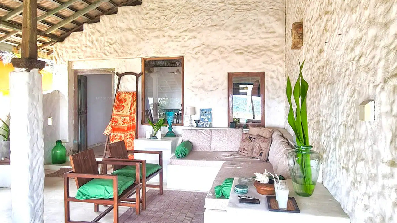 Coco Mari Beach Villa, Hikkaduwa