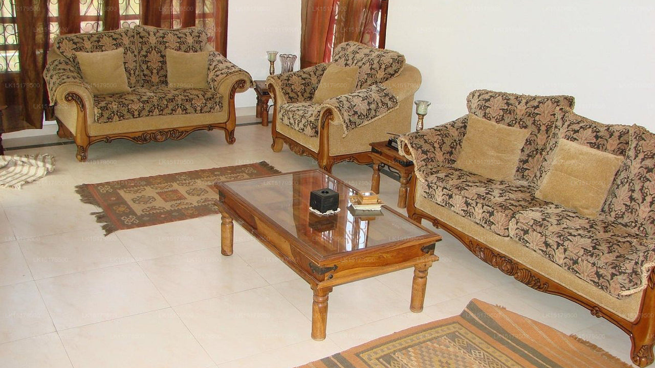 Santhushti Villa, Piliyandala