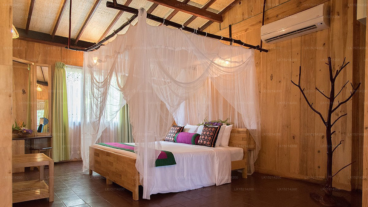 Purple Coot Ayurveda Retreat, Wadduwa