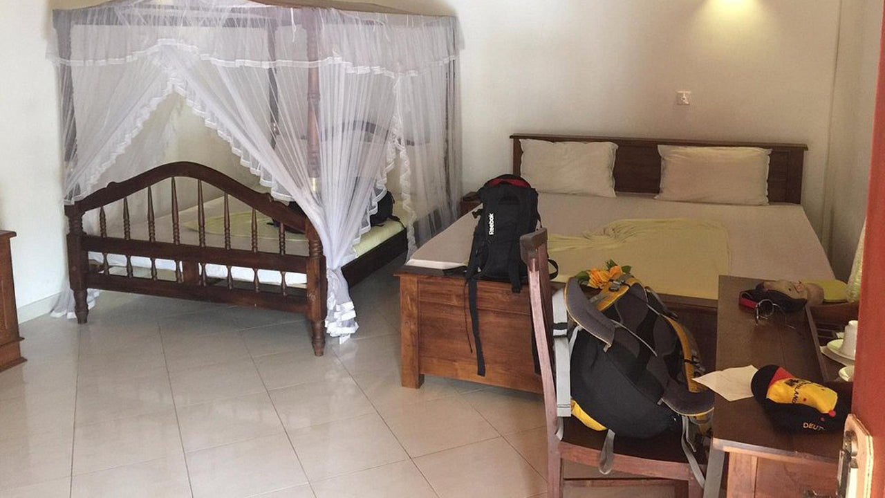 Sunbeam Beach Resort, Mirissa