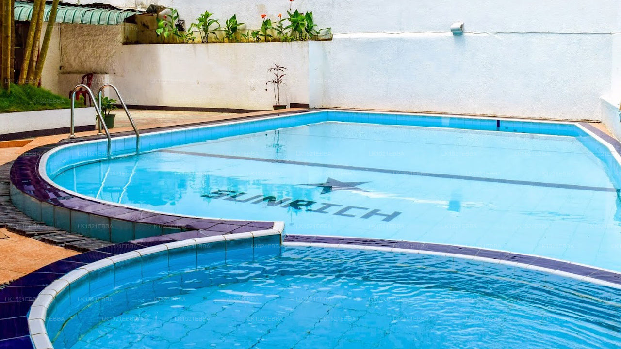 Hotel Sunrich, Kandy