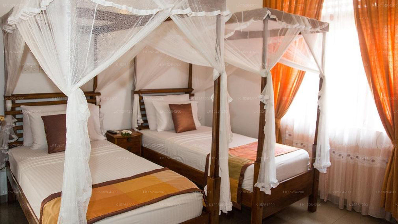 Suriya Arana, Negombo