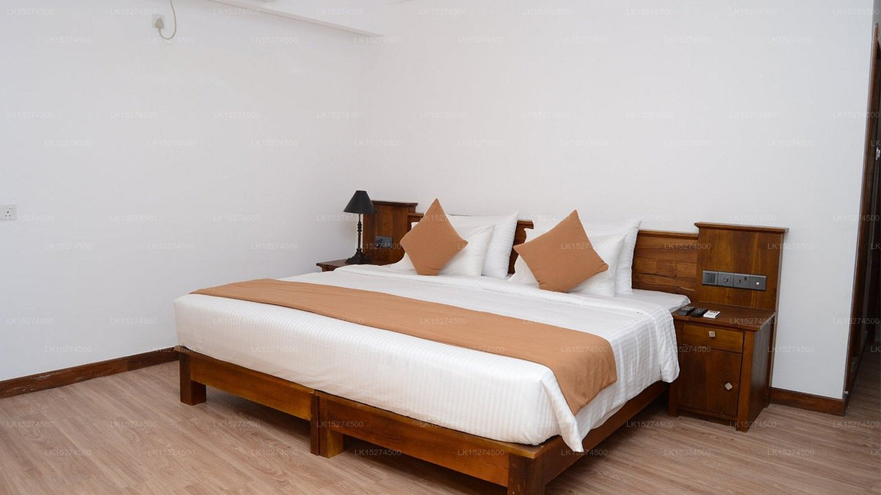 Sandriana Lake View Hotel, Kandy