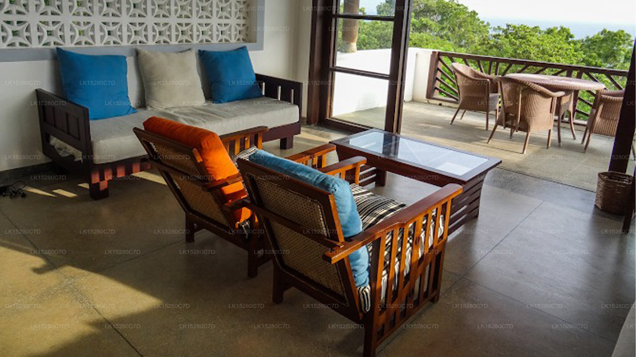 Little Tamarind, Tangalla