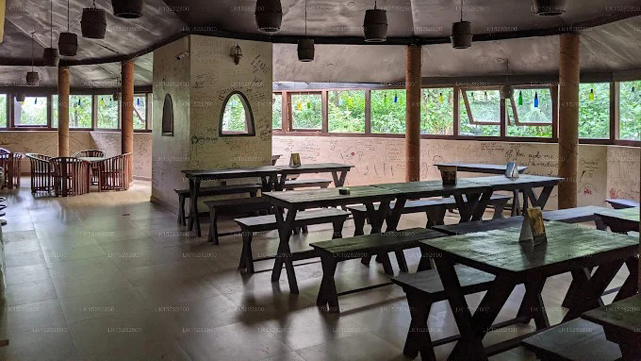 Nice Place Hotel, Dambulla