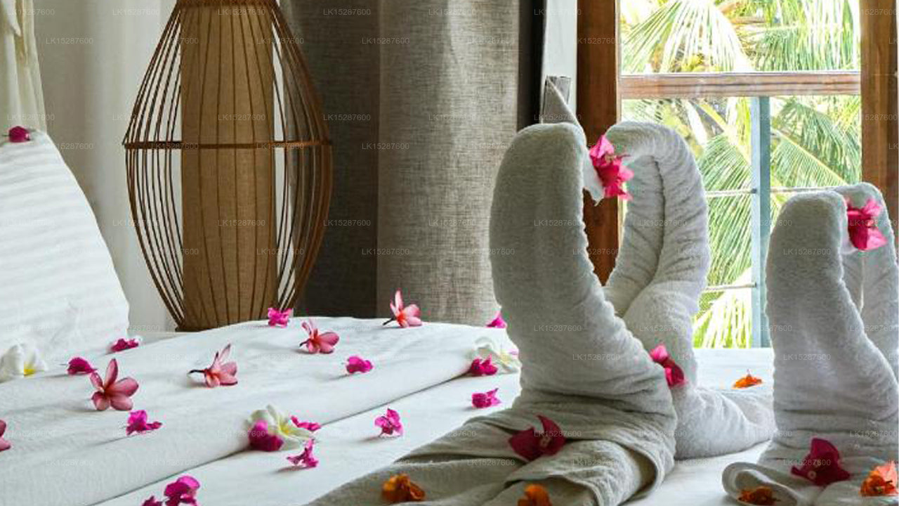 Cardamon Hotel, Nilaveli