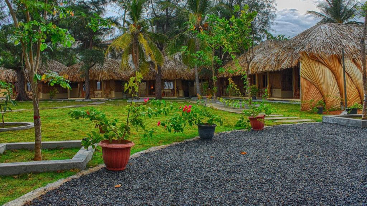Royal Beach, Arugam Bay