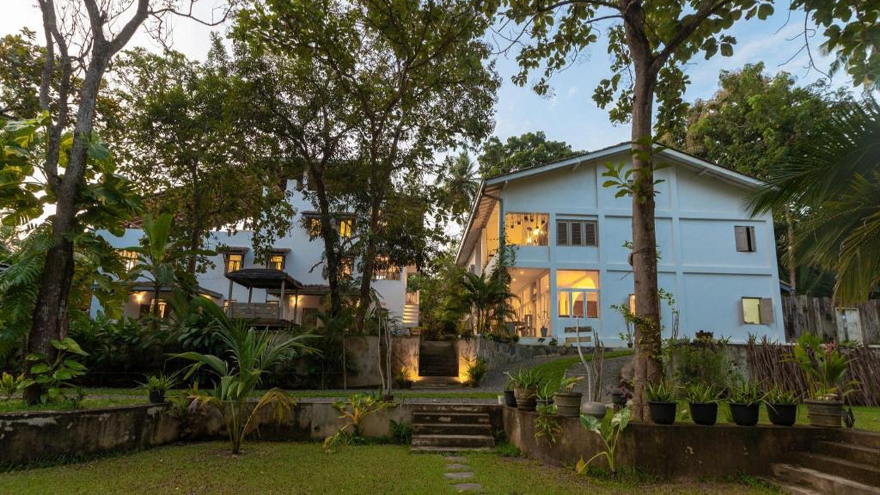 Relaxed getaway in spacious luxury, Tangalle