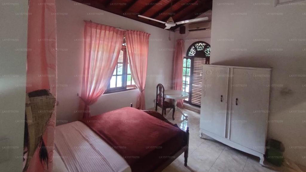 Madoldu eco resort, Unawatuna