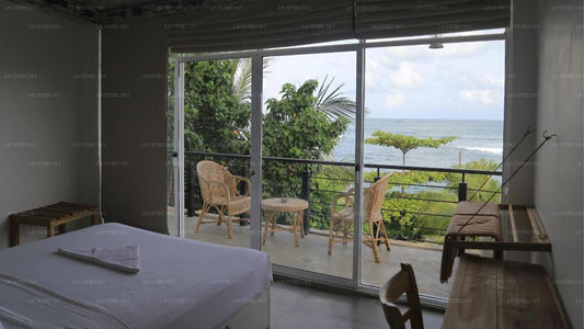 Shore By Hoppa, Unawatuna