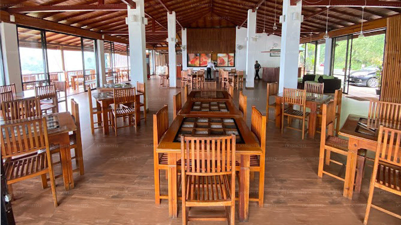 Ramboda Falls Hotel in Nuwara Eliya