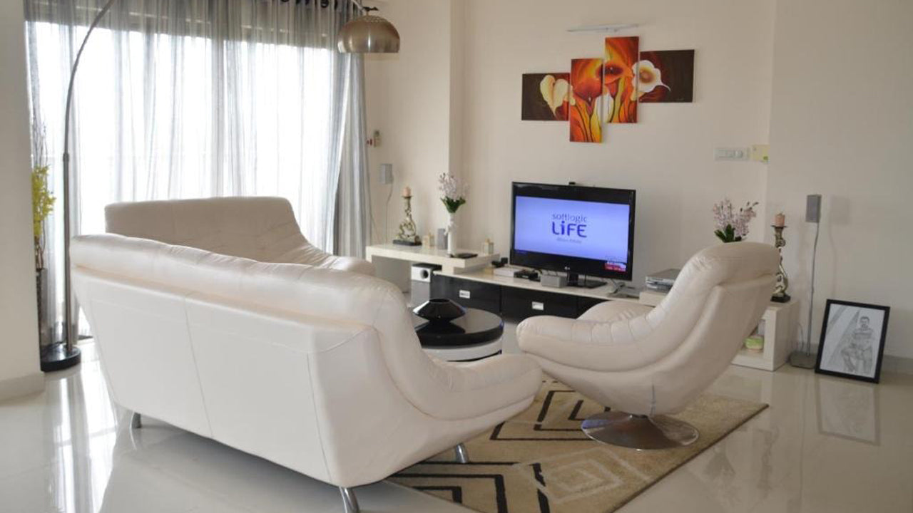 Atrium - ICONIC APARMENT, Colombo