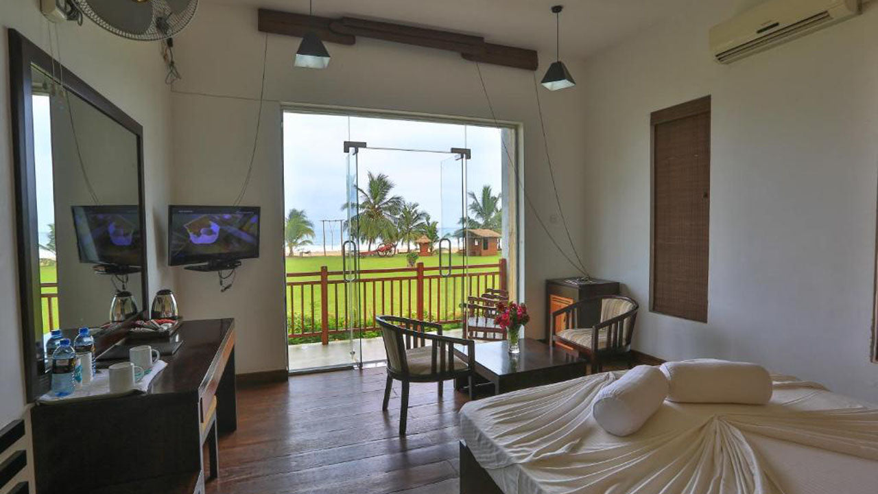 Laya Waves, Pasikuda