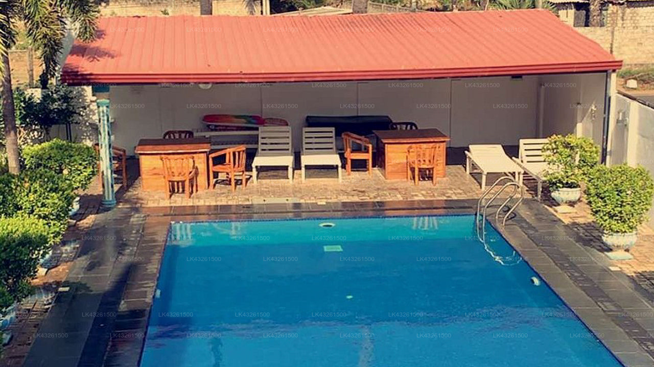 Bluewater Beach Resort, Trincomalee