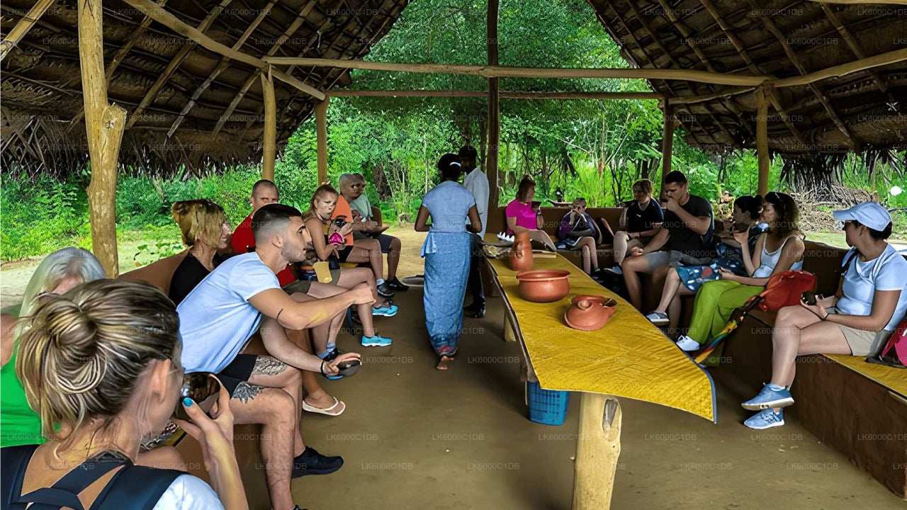 Skała Sigiriya, wrażenia z wioski i safari dzikiej przyrody z Pasikuda