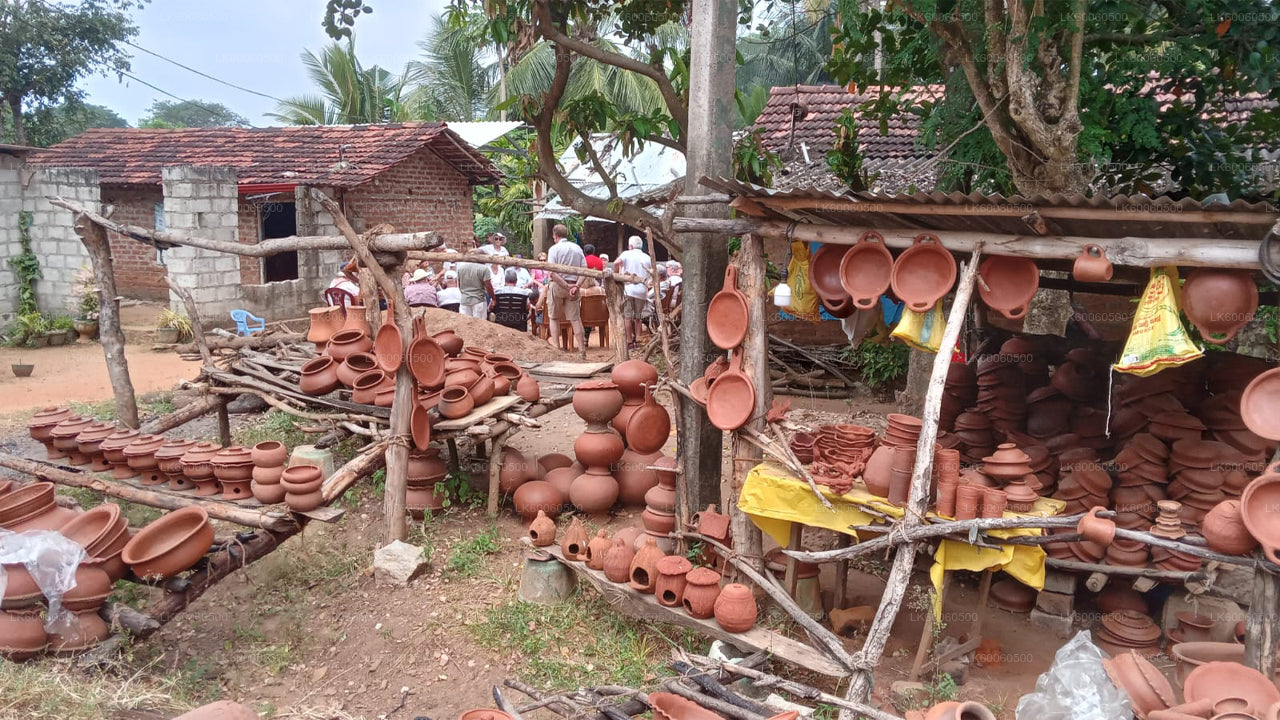 Wycieczka do wioski Hiriwadunna z Habarany