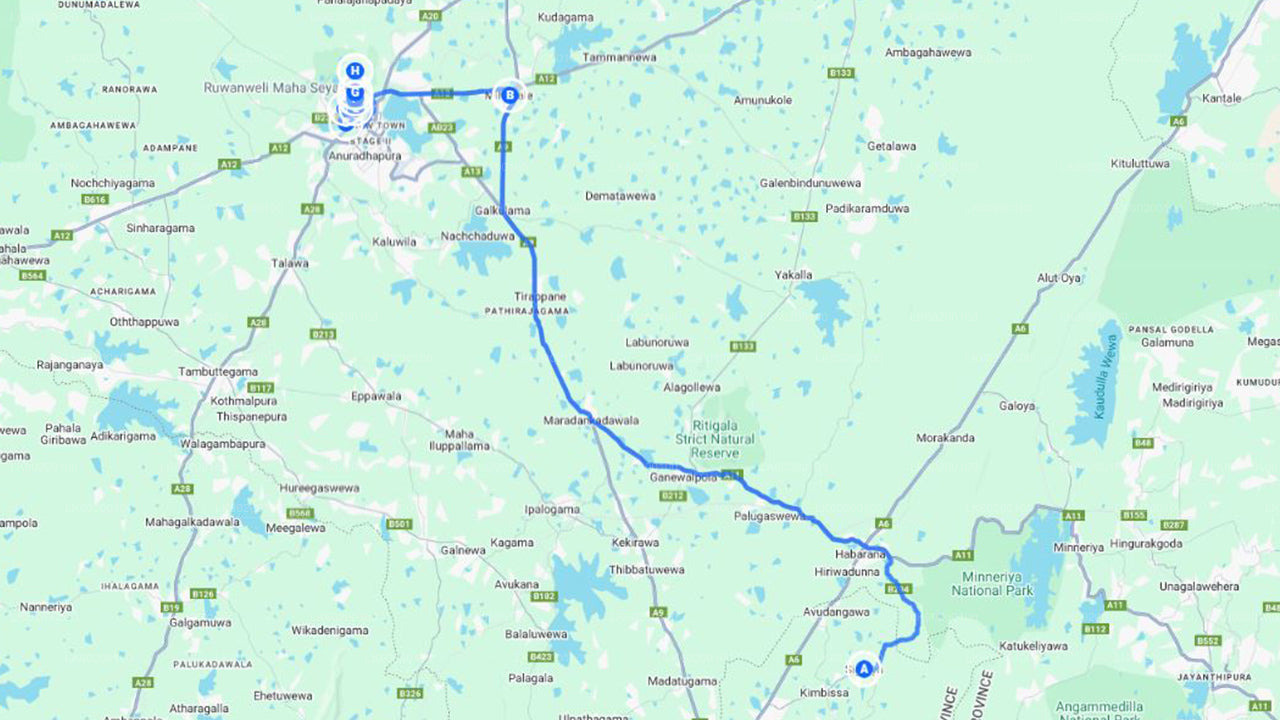 Święte miasto Anuradhapura z Sigiriya