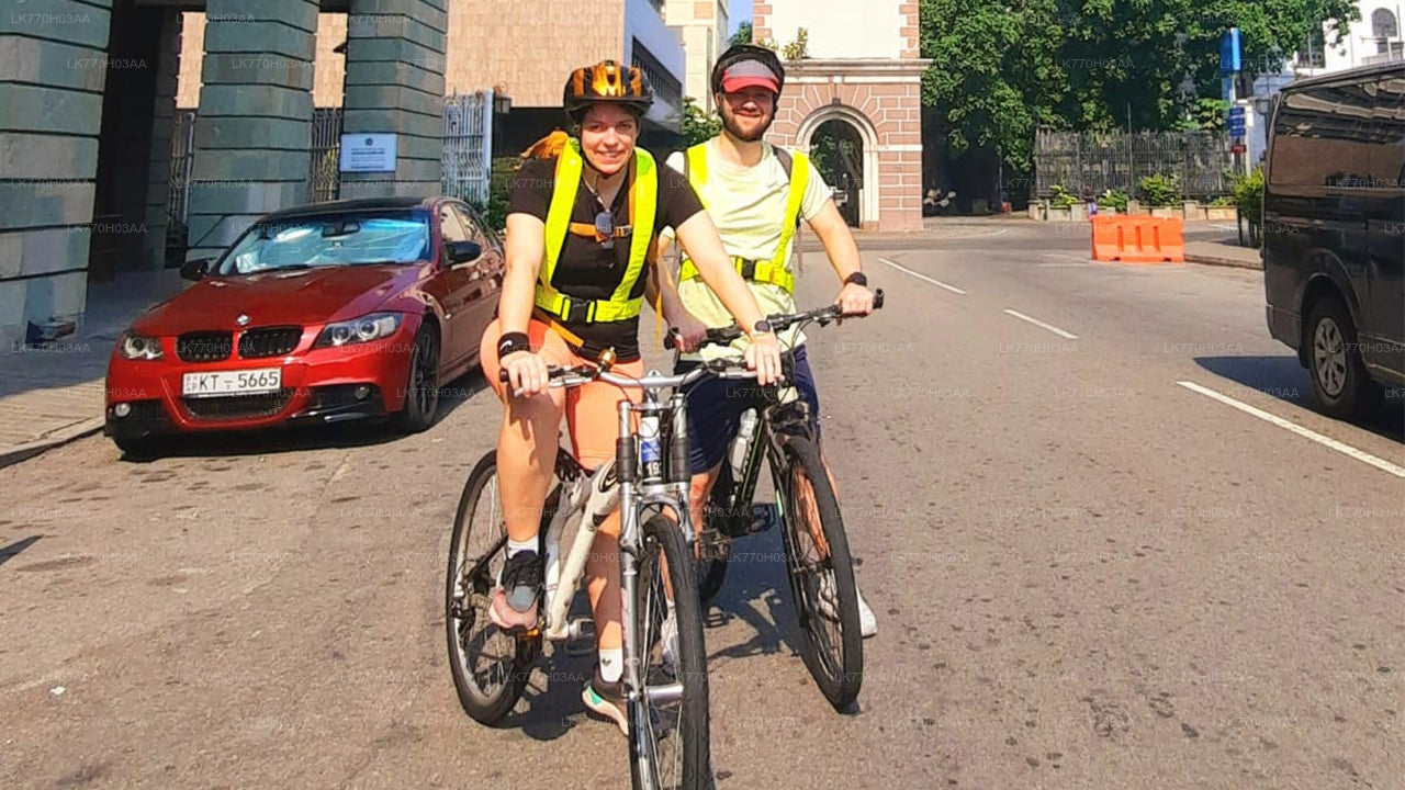 Poranna jazda na rowerze z Kolombo