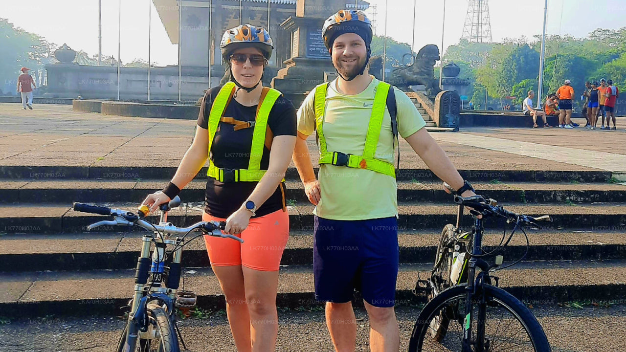 Poranna jazda na rowerze z Kolombo