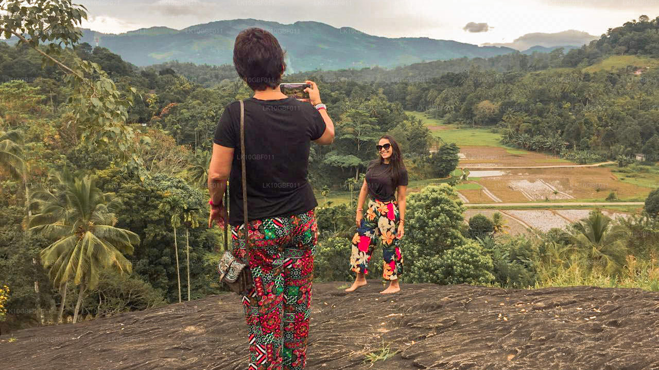 Odkrywanie Serendib (16 dni)