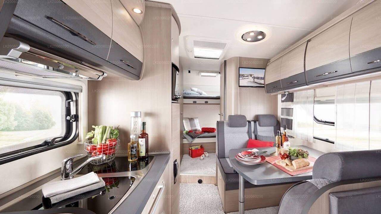 Wynajem kampera z kierowcą (Hobby Siesta A70 GM)