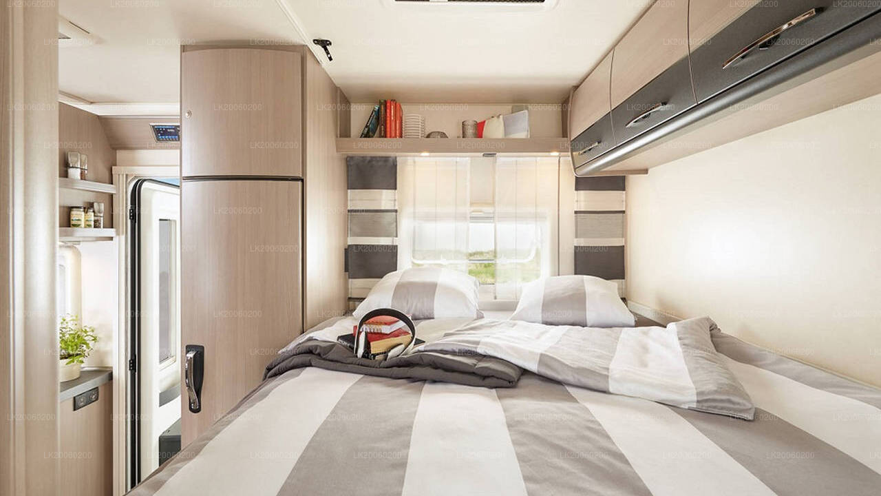 Wynajem kampera z kierowcą (Hobby Siesta A70 GM)