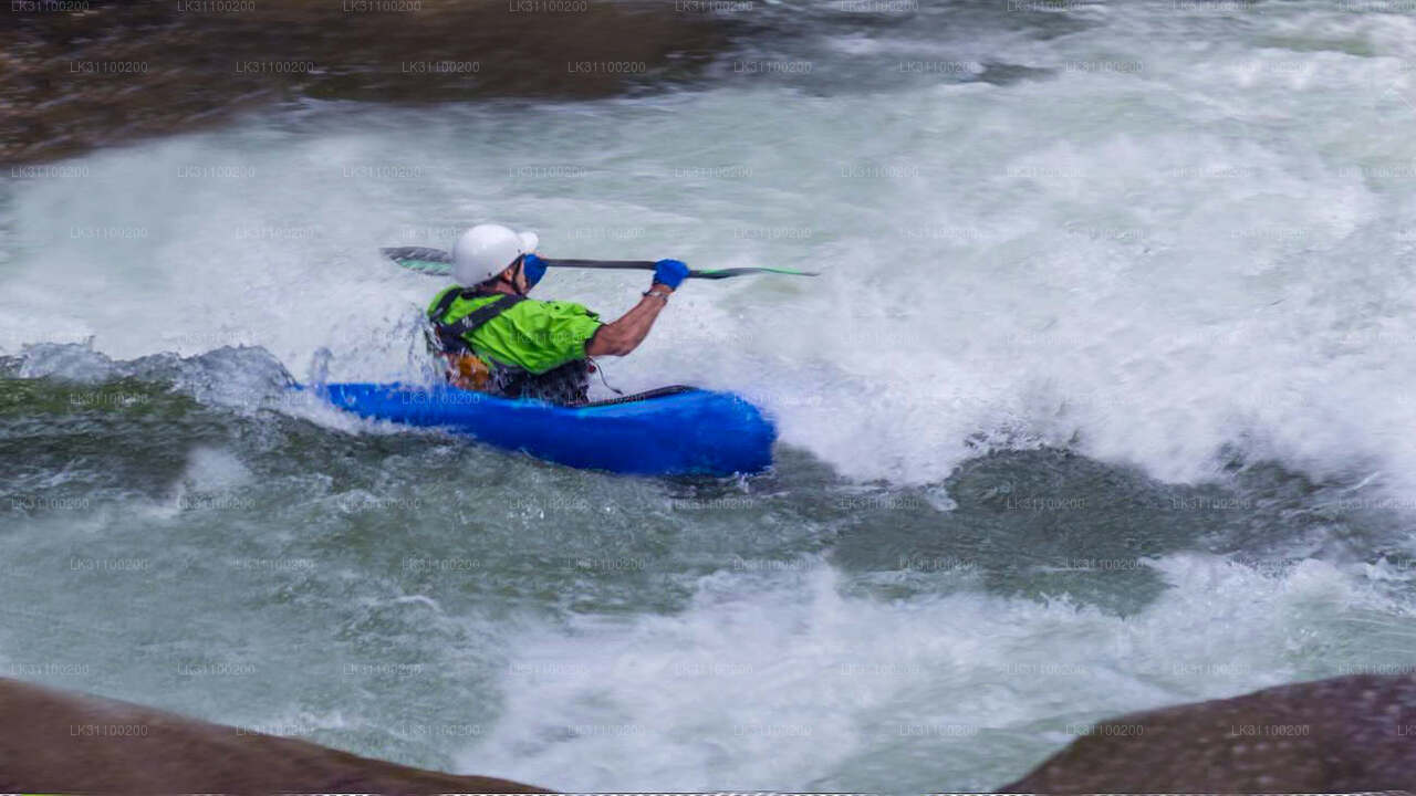 Płaskie spływy kajakowe z Kitulgala