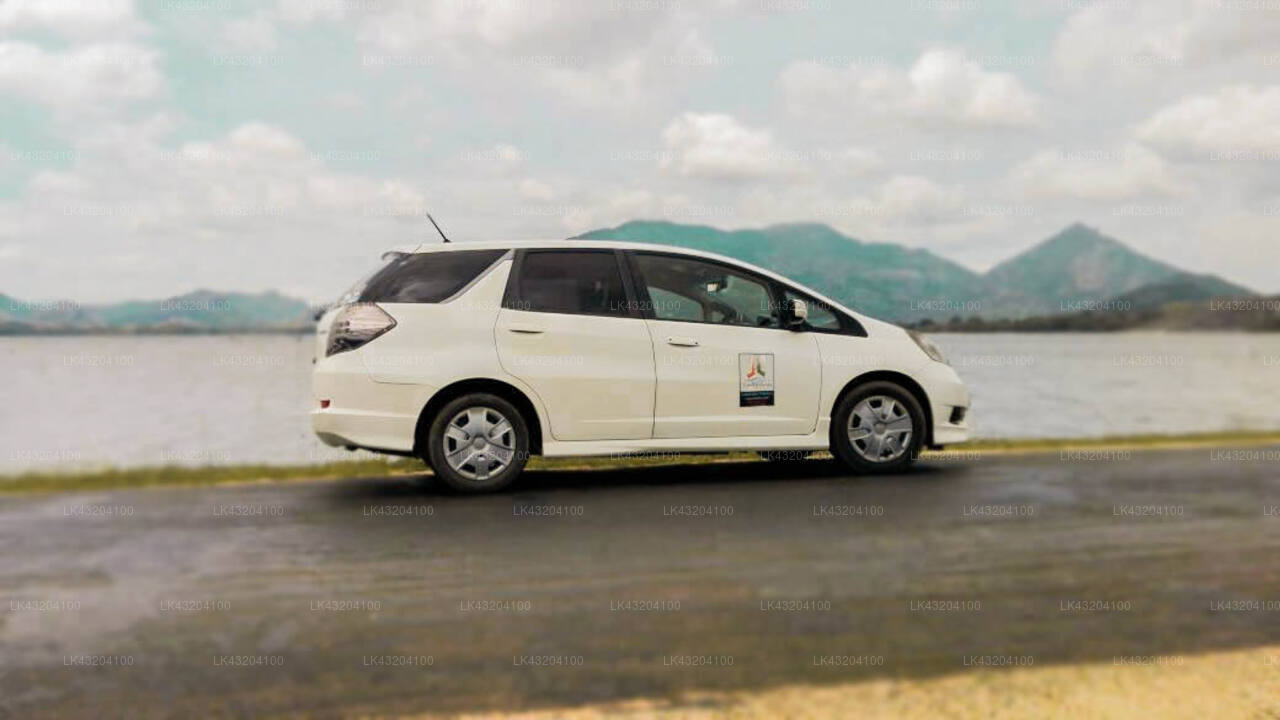 Transfer between Colombo (CMB) Airport and Yathra Houseboat by Jetwing, Bentota