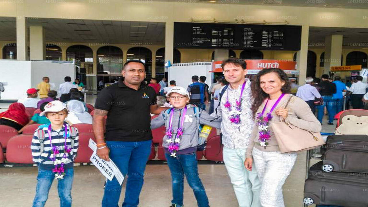 Transfer between Colombo Airport (CMB) and Hotel Oviya, Vavuniya