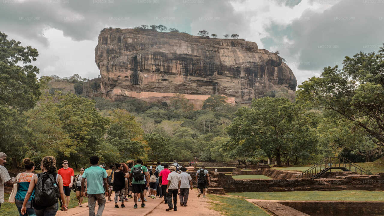 Sigiriya Rock and Village Tour z Sigiriya