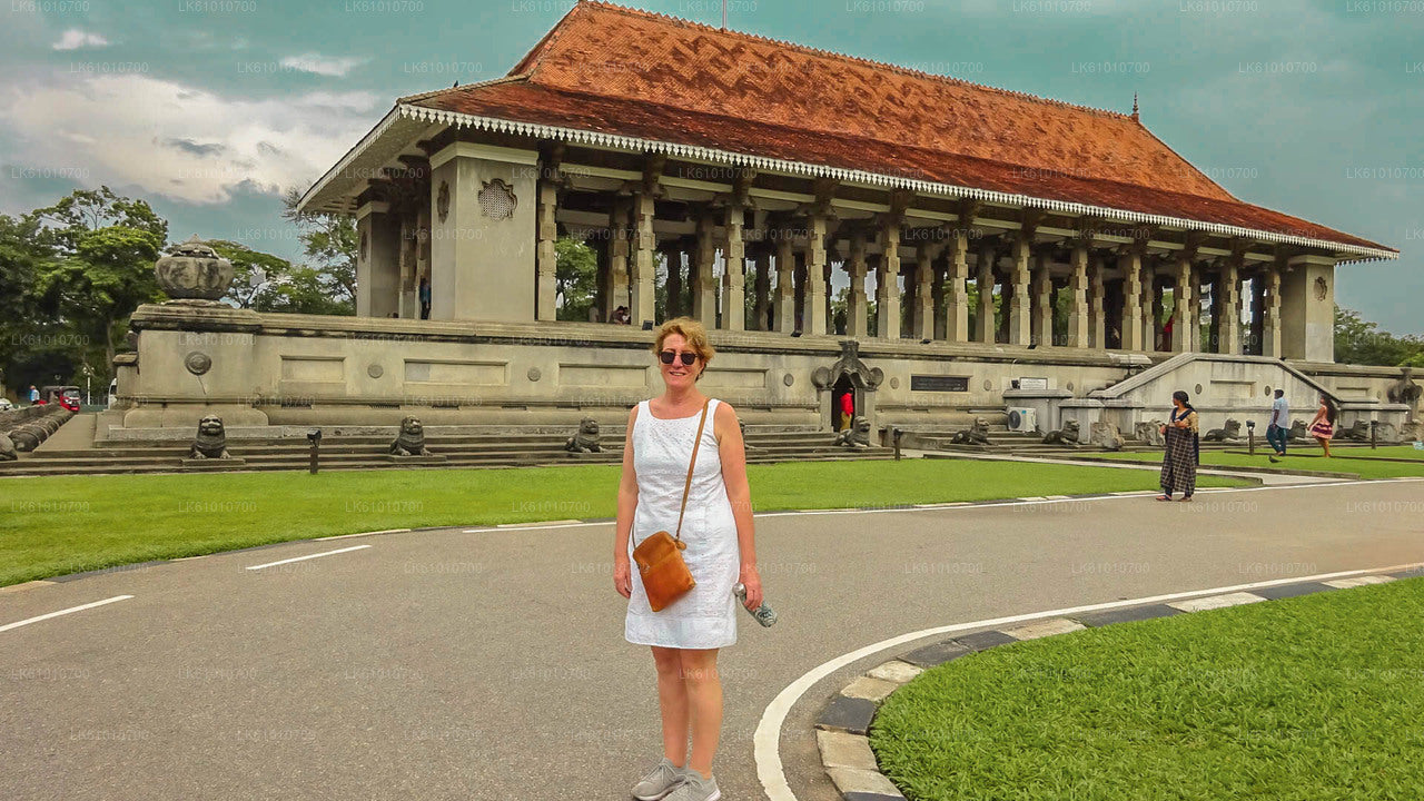 Spacer po mieście Kolombo z lokalnym